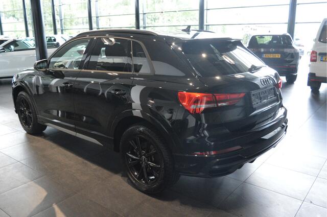 Audi Q3 45 TFSI e 3X S-LINE Black Style navi camera trekhaak 245 pk !!