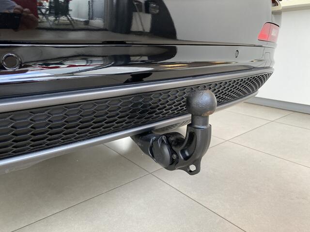 Audi Q3 1.4 TFSI CoD S-LINE Design Pro Line Plus,Automaat,Navigatie,Parkeerassistent,Spraakbediening,Trekhaak Elektrisch,Climate&Cruisecontrol,Comfortstoelen met Stoelverwarming,Keyless,V&A Sensoren,19 Inch Lmv