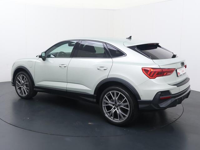 Audi Q3 Sportback 45 TFSI e Advanced Edition | 245 PK | SoH 89% | Matrix LED | Area view 360 | 20" LM velgen | Adaptive Cruise Control |