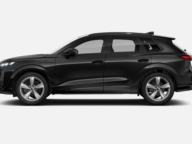 Audi Q3 1.5 200kW e-hybrid S edition 272 PK · Trekhaak elek. wegklapbaar · Exterieurpakket zwart · Driespaaks sportstuur afgevlakt multif. met stuurpaddels en verwarmbaar