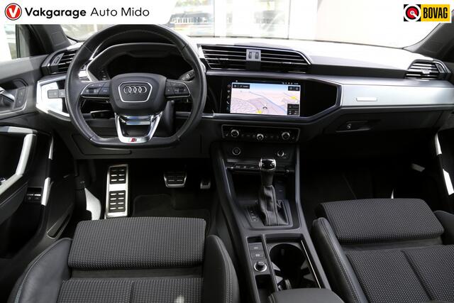 Audi Q3 45 TFSI e S line Automaat | Trekhaak | Winterbanden set