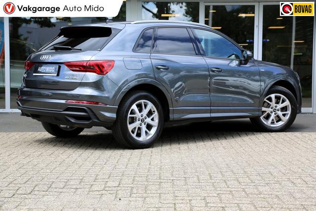 Audi Q3 45 TFSI e S line Automaat | Trekhaak | Winterbanden set