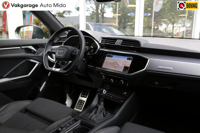 Audi Q3 45 TFSI e S line Automaat | Trekhaak | Winterbanden set