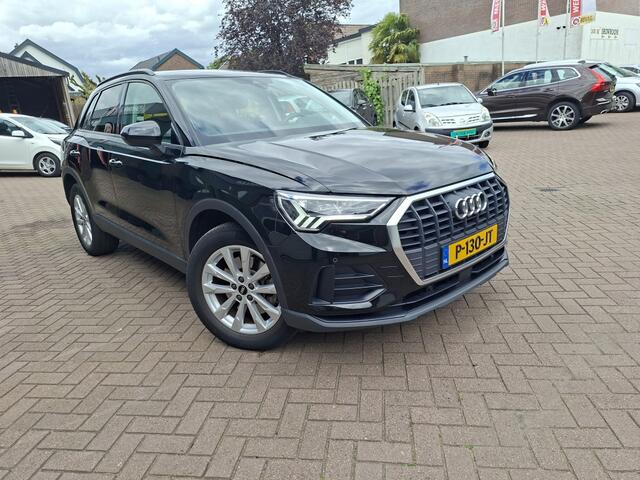 Audi Q3 45 TFSI e Adv Editi. NED. AUTO