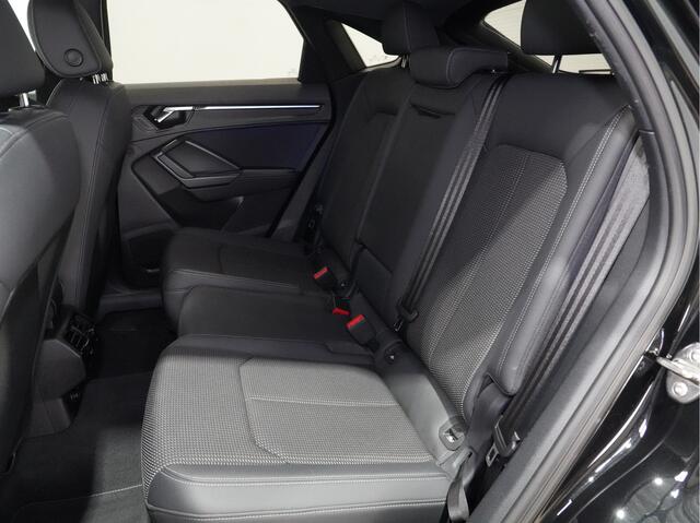 Audi Q3 Sportback 35 TFSI S Edition 150 pk Matrix-LED | Camera | 18"Lm | Android/Carplay 35