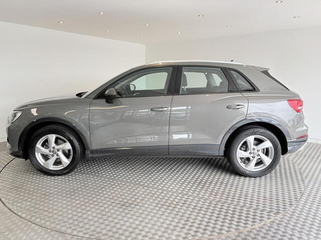 Audi Q3 35 TFSI Pro Line business
