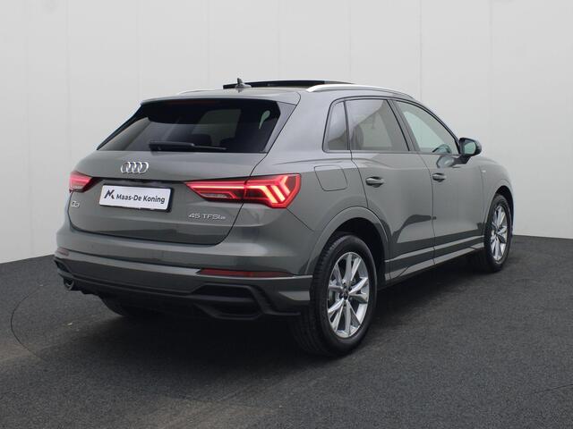 Audi Q3 45 TFSIe 180kW/245PK S Line · Panoramadak · Apple/Android Car Play · Camera + Parkeersensoren · Dodehoeksensoren · Drive select · Elektrische stoelverstelling ·
