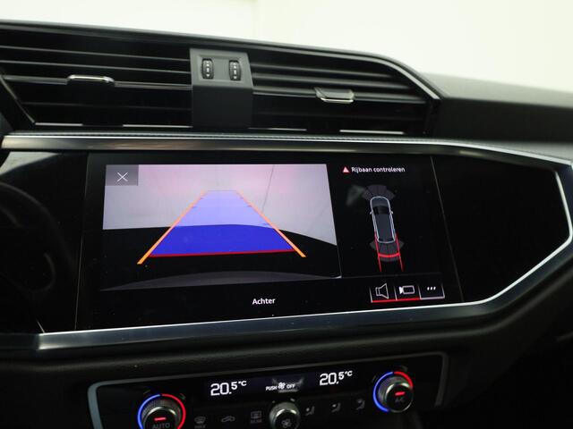 Audi Q3 45 TFSIe 180kW/245PK S Line · Panoramadak · Apple/Android Car Play · Camera + Parkeersensoren · Dodehoeksensoren · Drive select · Elektrische stoelverstelling ·