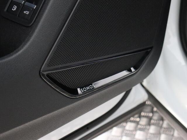 Audi Q3 45 TFSI e S edition Black optiek (Elek. trekhaak / Pano / 360 cam / ACC / Volleder / 20'')