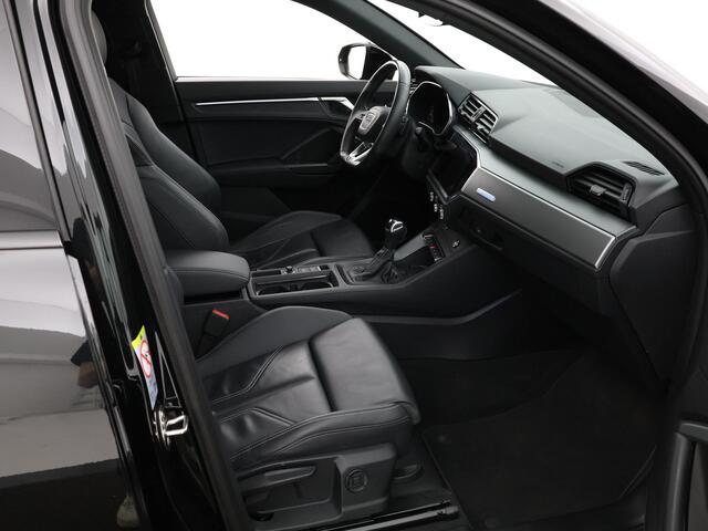 Audi Q3 Sportback 45 TFSI e 245pk S Edition · Panoramadak · 360 Camera · Lederen Bekleding · 20"Velgen · Parkeer assistent · Stoelverwarming · Garantie t/m 13-03-2027 of 120.000km