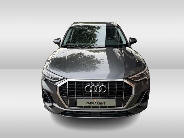 Audi Q3 45 TFSI e S edition | stoelverwarming | 18 inch velgen | automaat | applecarplay/android auto |