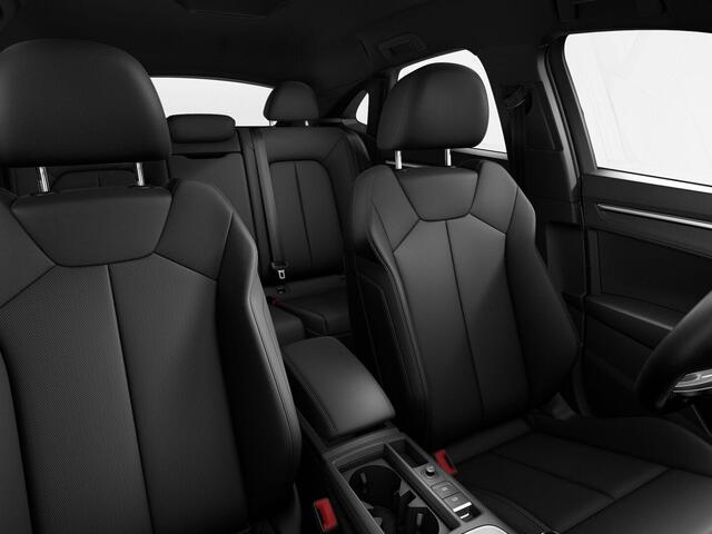 Audi Q3 Sportback 45 TFSI e Advanced Edition | 245 PK | SoH 97% | Stoelverwarming | Achteruitrijcamera | Dodehoek detectie | 19" LM velgen | Apple Carplay/Android Auto |