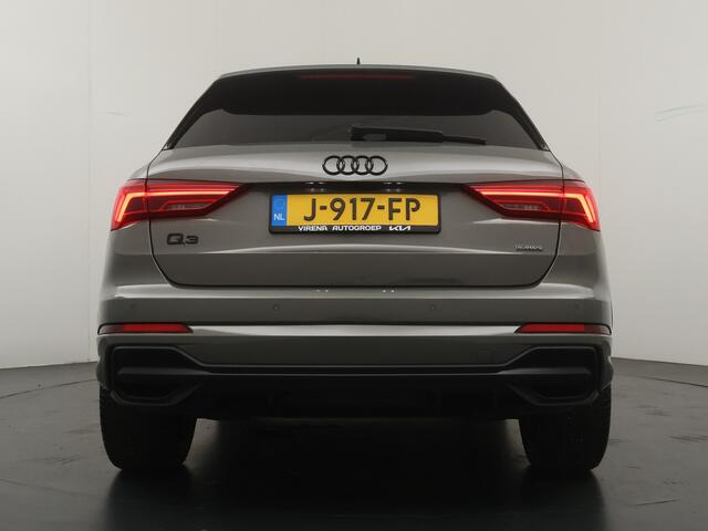 Audi Q3 40 TFSI quattro S Line edition one - Virtual cockpit - Schuif/kanteldak - Stoelverwarming - Camera - Cruisecontrol - AppleCarplay - Android Auto - Virena Zekerheidspakket 895, - BOVAG Garantie