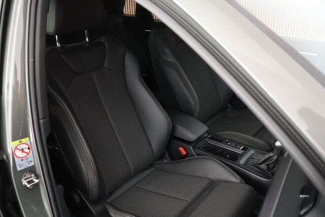 Audi Q3 35 TFSI 150pk S edition Black Edition Camera Stoelverwarming LED Virtual Cockpit Navigatie