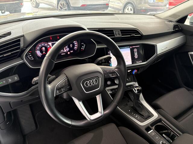 Audi Q3 Sportback 35 TFSI Pro Line S Airco - Navigatie - Parkeersensor achter - Cruise control - Licht metalen velgen 20 inch - Lederen bekleding - Stuur multifunctioneel - Bluetooth - Elektrische ramen - Led verlichting elektrische trekhaak