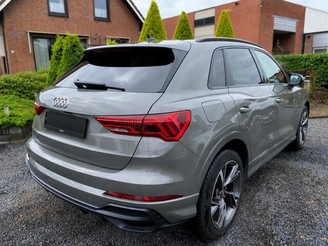 Audi Q3 35 TFSI S-Line edition LED Matrix Panoramadak Standkachel Audi Exlusive