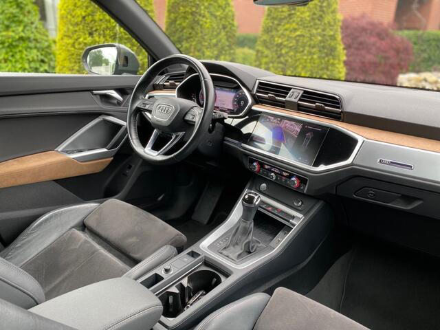 Audi Q3 35 TFSI S-Line edition LED Matrix Panoramadak Standkachel Audi Exlusive