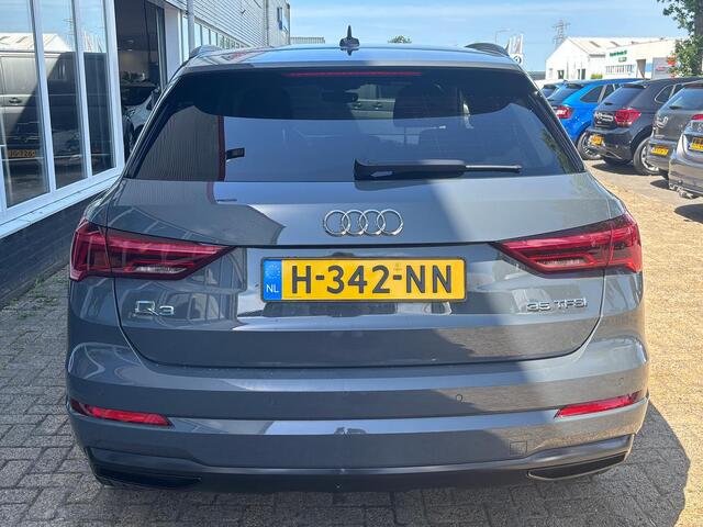 Audi Q3 35 TFSI Pro Line | Stoelverwarming | Dodehoek Detectie | Parkeersensoren | Sportstoelen