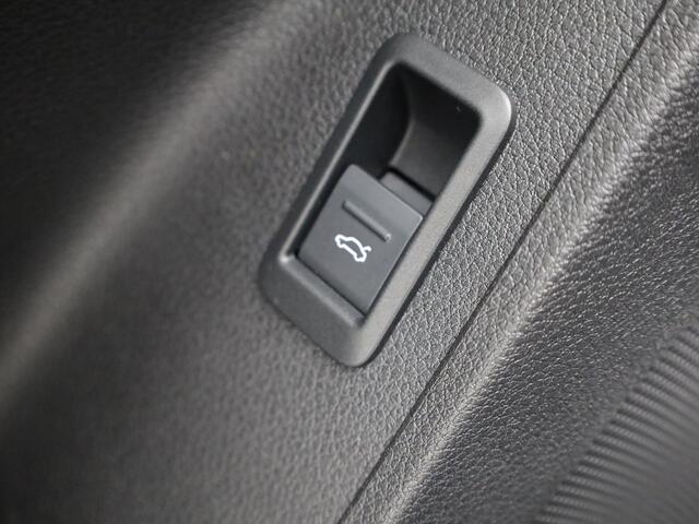 Audi Q3 35 TFSI S edition | Camera | Trekhaak afnb. | Prijs Rijklaar!!