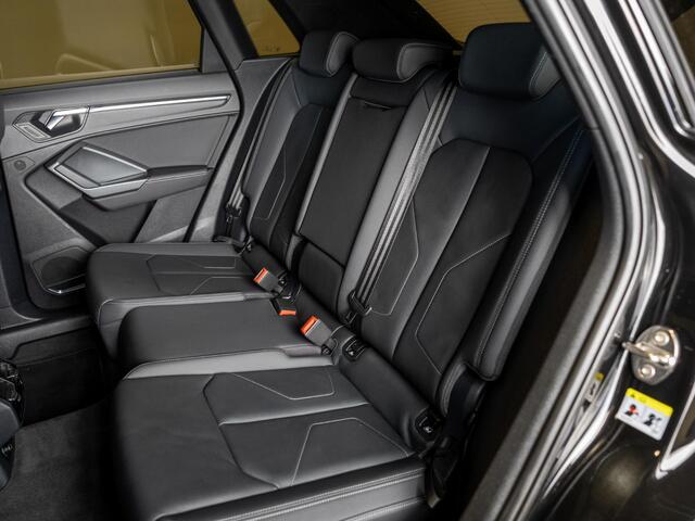 Audi Q3 45 TFSI e S edition / 245pk / Trekhaak / Bang & Olufsen / Keyless / Elektrische stoelverstelling met geheugen /