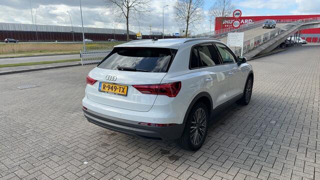 Audi Q3 45 TFSI e 245Pk Advanced Edition / S-Line Interieur / Stoelverwarming