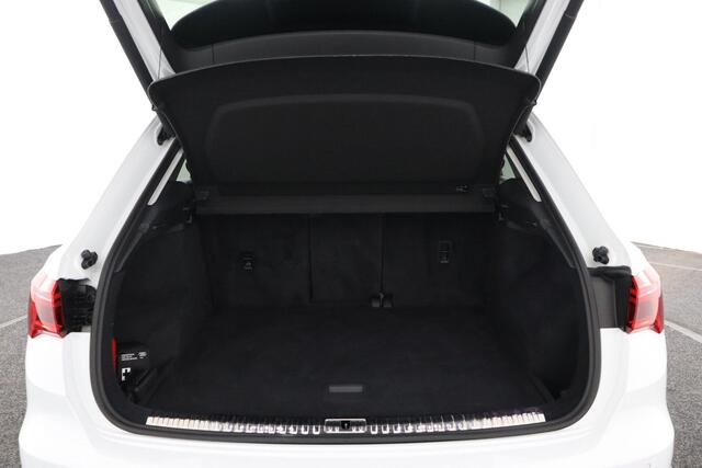 Audi Q3 35 TFSI S Line Pro Line S