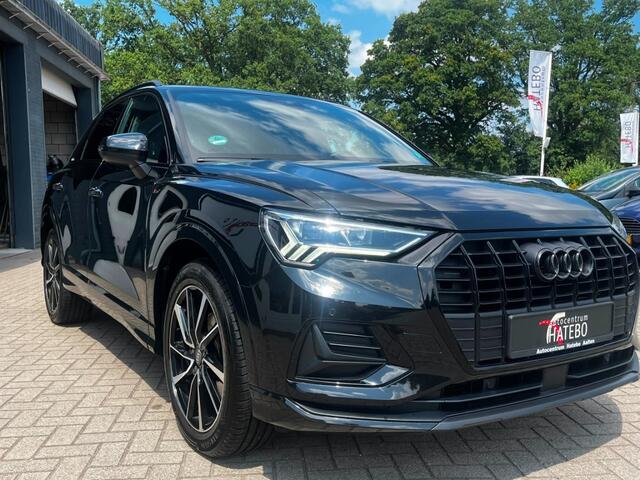 Audi Q3 35TFSi S-Line Blackline Navi Matrix Camera Apple Car Cruise trekhaak