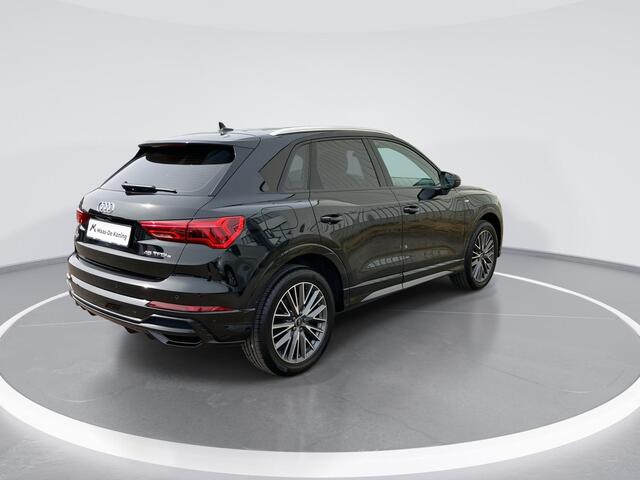 Audi Q3 45TFSIe 245PK S Line · Camera · Navigatie · Apple/Android Car Play · Dodehoeksensor · Drive select ·