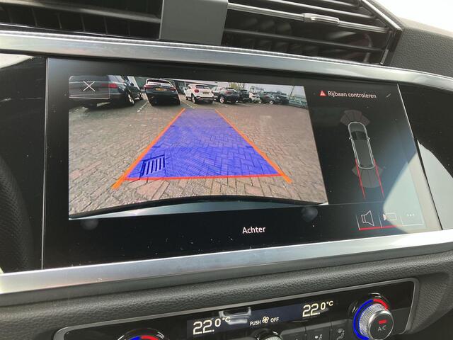 Audi Q3 45TFSIe 245PK S Line · Camera · Navigatie · Apple/Android Car Play · Dodehoeksensor · Drive select ·