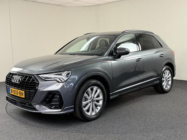 Audi Q3 45 TFSI e S-Line Business Edition Carplay / Cruise & Climate Cntrl / Trekhaak / Virtual / Acc