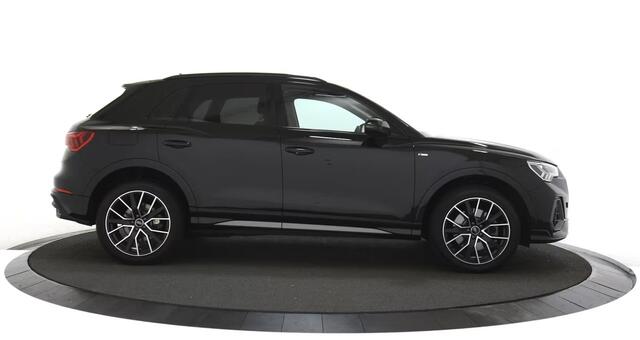 Audi Q3 45 TFSI e Advanced edition S-line S-Line / LED / Leder / Virtual / Stoelverwarming / Zwart Optiek