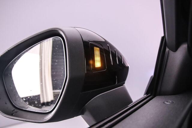 Audi Q3 Sportback 1.5 e-hybrid S edition | Adaptieve Cruise | Camera | Head-up | SONOS Audio | Matrix LED | Multimedia pack | Interieur-pakket | LED verlichting pakket | Tech Pack Pro | Optiekpakket |