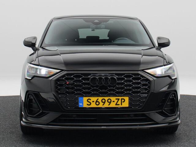 Audi Q3 Sportback 35 TFSi 150 Pk Automaat S-Line | Stoelverwarming | Adaptive Cruise | Camera | Maxton Pakket | CarPlay | Black Style | 21 Inch | 58.892 Km !!