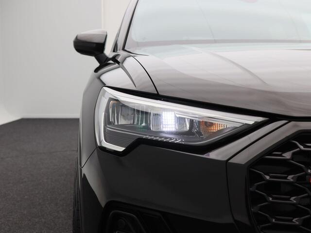 Audi Q3 Sportback 35 TFSi 150 Pk Automaat S-Line | Stoelverwarming | Adaptive Cruise | Camera | Maxton Pakket | CarPlay | Black Style | 21 Inch | 58.892 Km !!