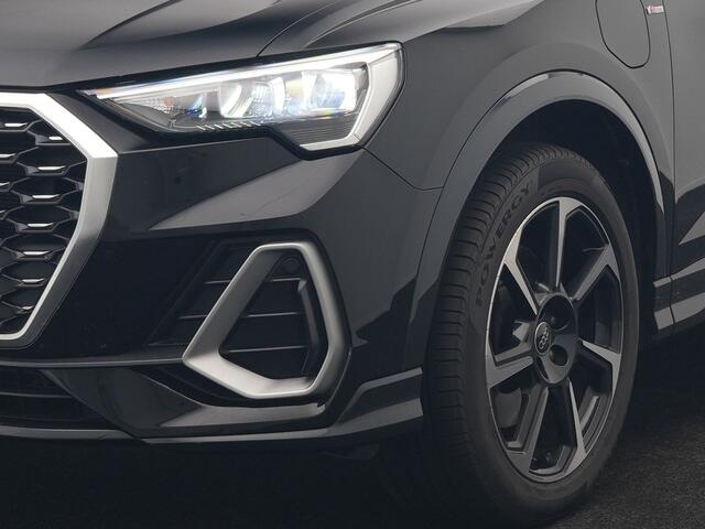 Audi Q3 Sportback 45 TFSI e 2x S Line PHEV 245pk Dealer O.H. | Trekhaak Af Fabriek | Blis | Sportstoelen Verwarmd | Apple Carplay | Sfeerverlichting | Navigatie | DAB | 19"L.M | Virtual | Plug In Hybrid |
