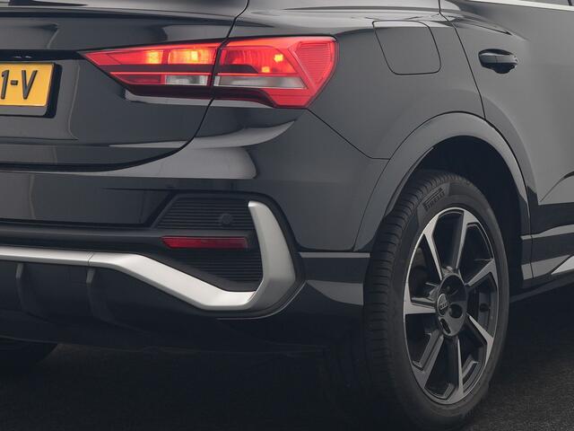 Audi Q3 Sportback 45 TFSI e 2x S Line PHEV 245pk Dealer O.H. | Trekhaak Af Fabriek | Blis | Sportstoelen Verwarmd | Apple Carplay | Sfeerverlichting | Navigatie | DAB | 19"L.M | Virtual | Plug In Hybrid |