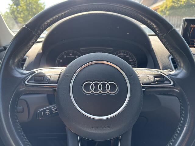 Audi Q3 1.4 TFSI CoD Automaat Sport Pro Line Trekhaak / Camera / Navigatie
