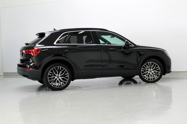 Audi Q3 40 TFSI quattro Business Edition 191PK, RIJKLAAR | LEER/ALCANTARA | VIRTUAL COCKPIT | 19" LM-VELGEN