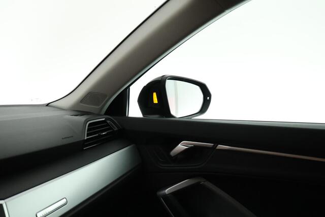 Audi Q3 35 TFSI 150pk S-Tronic Advanced LED Koplampen Stoelverwarming Trekhaak ACC Parkeersensoren