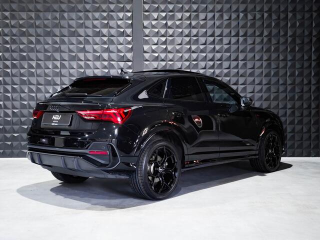 Audi Q3 Sportback 45 TFSI e S line All Black | Pano | 20" | Side | Ambiente Plus 30 klrn. | Matrix | Camera | Alcantara |