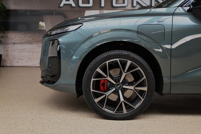 Audi Q3 1.5 e-hybrid S edition | Pano | Matrix | Sonos | 100% (Dealer) onderhouden label