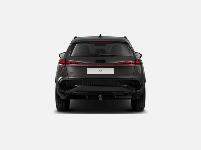 Audi Q3 1.5 200kW e-hybrid S edition 272 PK · Trekhaak elek. wegklapbaar · Tech plus · Glazen panoramadak