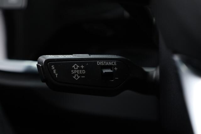 Audi Q3 Sportback 45 TFSI e S Line | Elek. Trekhaak | Camera | 20'' | Adapt. Cruise | NAV + CarPlay | Stoelverw. |