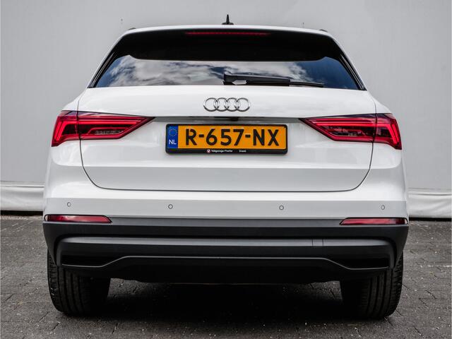 Audi Q3 45 TFSI e 245pk Advanced edition Sportstoelen/ Stoel-stuurverwarming/ Camera/ Navigatie/ Carplay/ Elektr. achterklep/ Adapt. cruise/ Virtual cockpit
