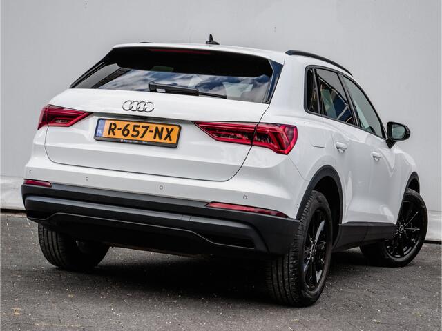 Audi Q3 45 TFSI e 245pk Advanced edition Sportstoelen/ Stoel-stuurverwarming/ Camera/ Navigatie/ Carplay/ Elektr. achterklep/ Adapt. cruise/ Virtual cockpit
