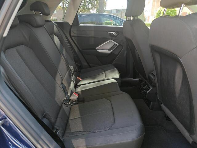 Audi Q3 45 TFSI e 245Pk Advanced Edition / Camera / PDC V+A