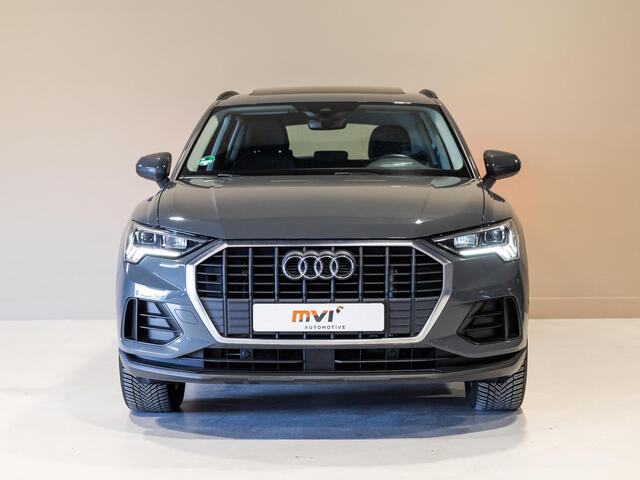 Audi Q3 45 TFSI e Business Edition / 245pk / Keyless / Dodehoek herkenning / Adaptieve cruise control /