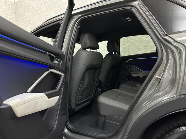 Audi Q3 35 TFSI S-Line | ACC | Trekhaak | Leder | Sportstoelen | Matrix-LED | Standkachel | Sfeerverlichting | Uniek Interieur | Carplay | 20 inch | Audi-Sound | Getint Glas | Lane-Assist | Stoelverwarming | Virtual-Cockpit | Dodehoek |