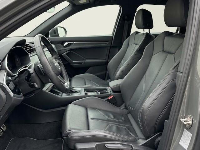 Audi Q3 45 TFSI e S edition 245pk | Navigatiesysteem full map | S Line exterieur met lederen bekleding | Apple Carplay/Android Auto | Achteruitrijcamera | Dodehoekdetectie |