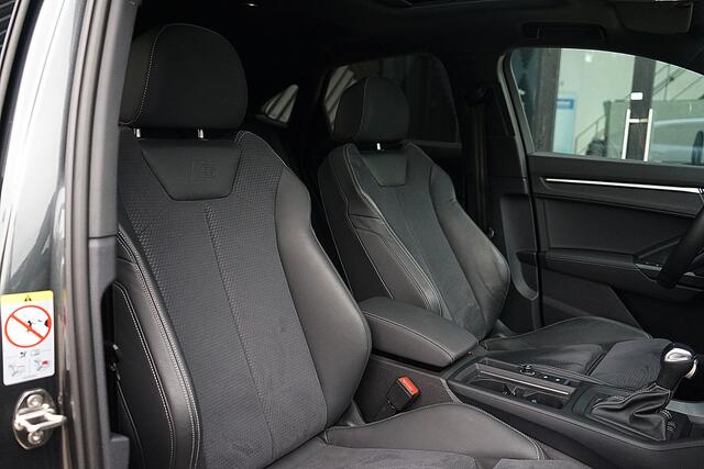 Audi Q3 Sportback 45 TFSI e quattro S-Line ACC Pano Matrix 360 Keyless MMI plus Ambient Trekhaak